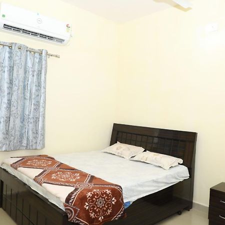Aradhya Prime Home Stay Garudeshwar Esterno foto