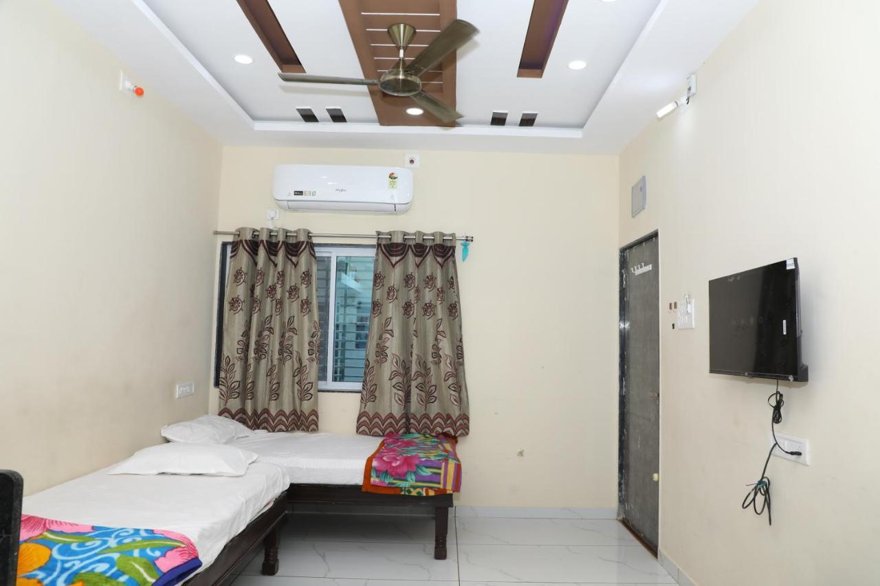 Aradhya Prime Home Stay Garudeshwar Esterno foto