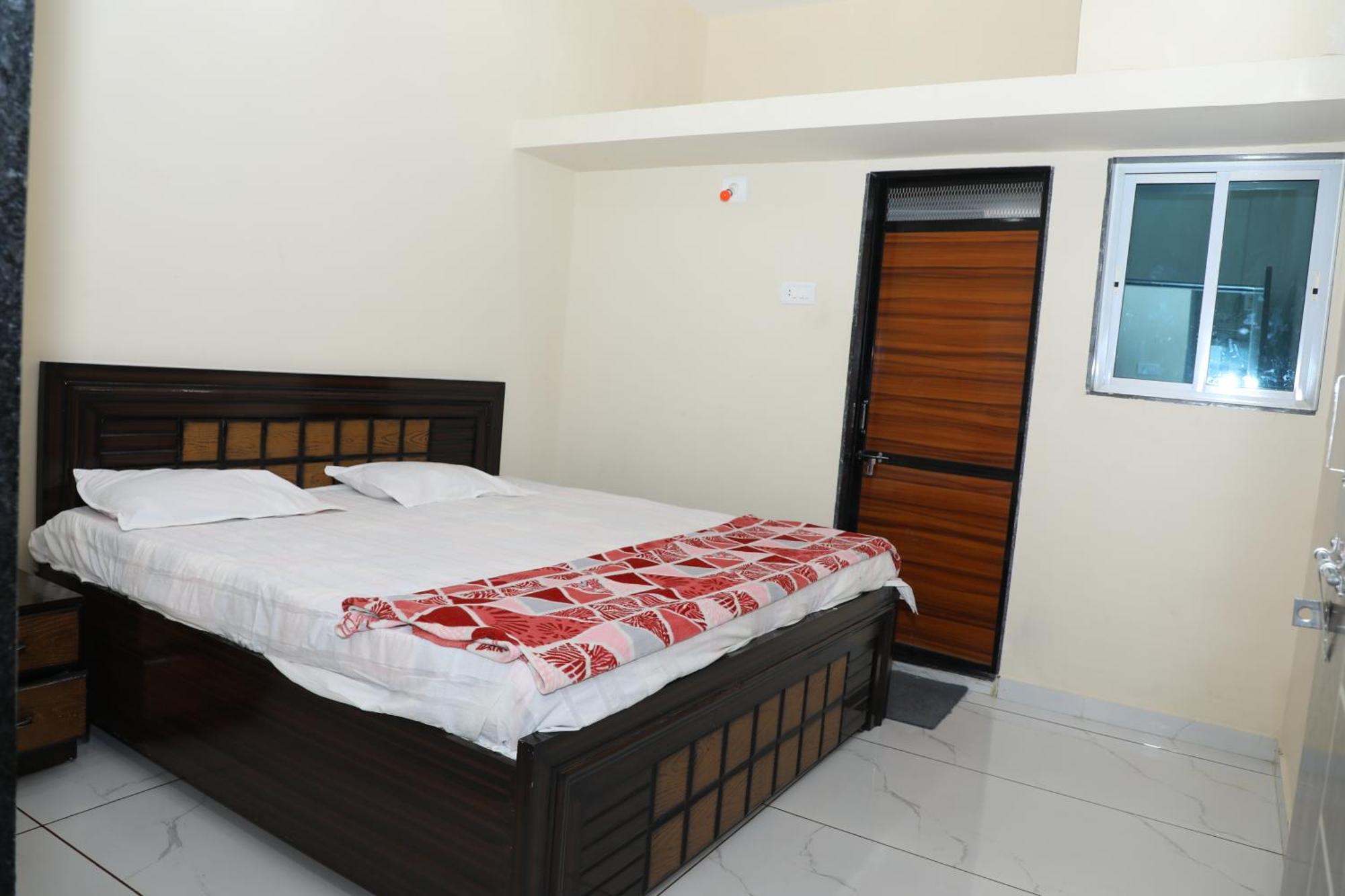 Aradhya Prime Home Stay Garudeshwar Esterno foto